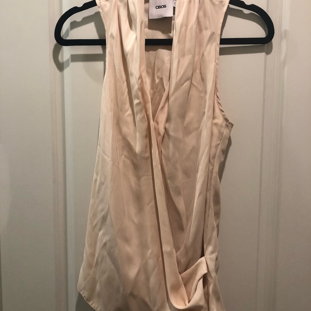 Silk top. Excellent condition